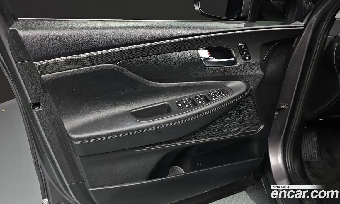 Hyundai Santa Fe 2023 2.5 автомат (гидро), фото 14