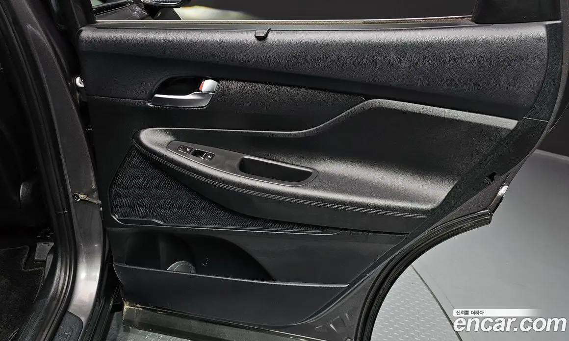Hyundai Santa Fe 2023 2.5 автомат (гидро), фото 15