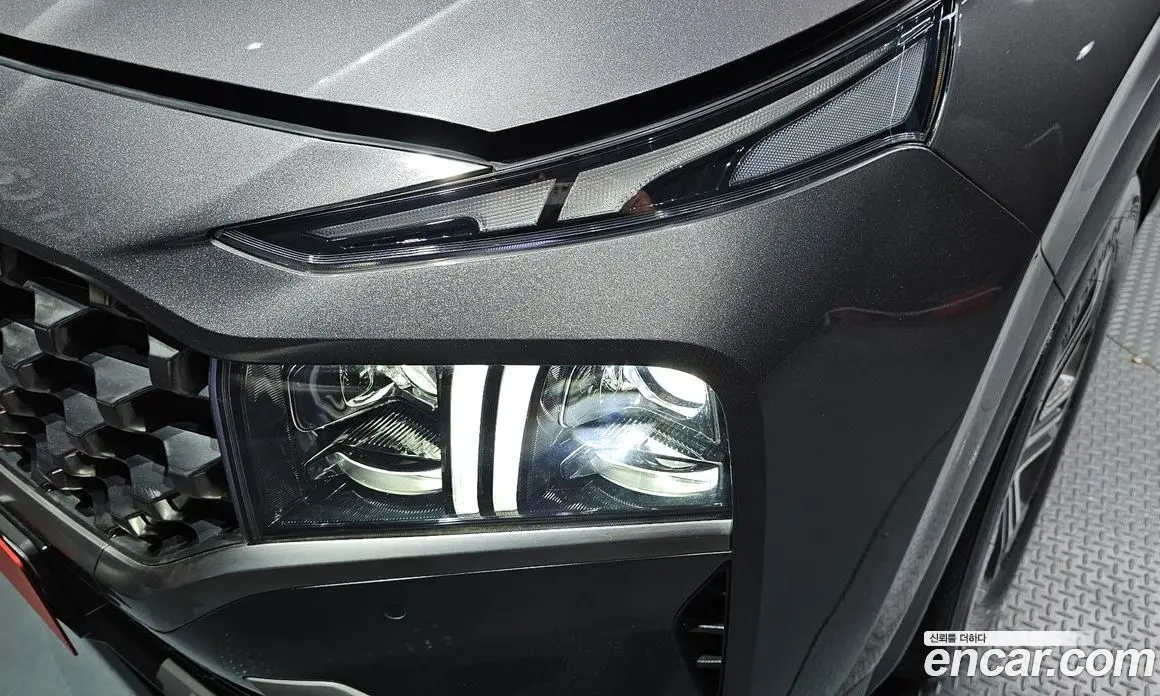 Hyundai Santa Fe 2023 2.5 автомат (гидро), фото 8
