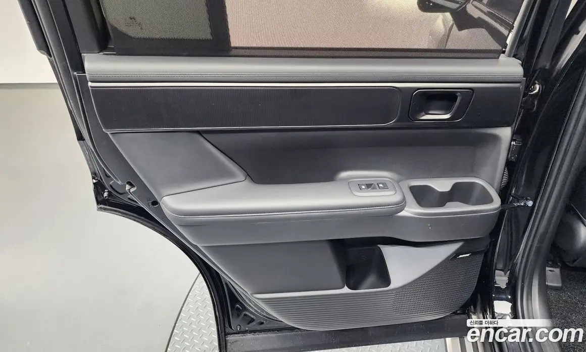 Hyundai Santa Fe 2023 2.5 автомат (гидро), фото 14