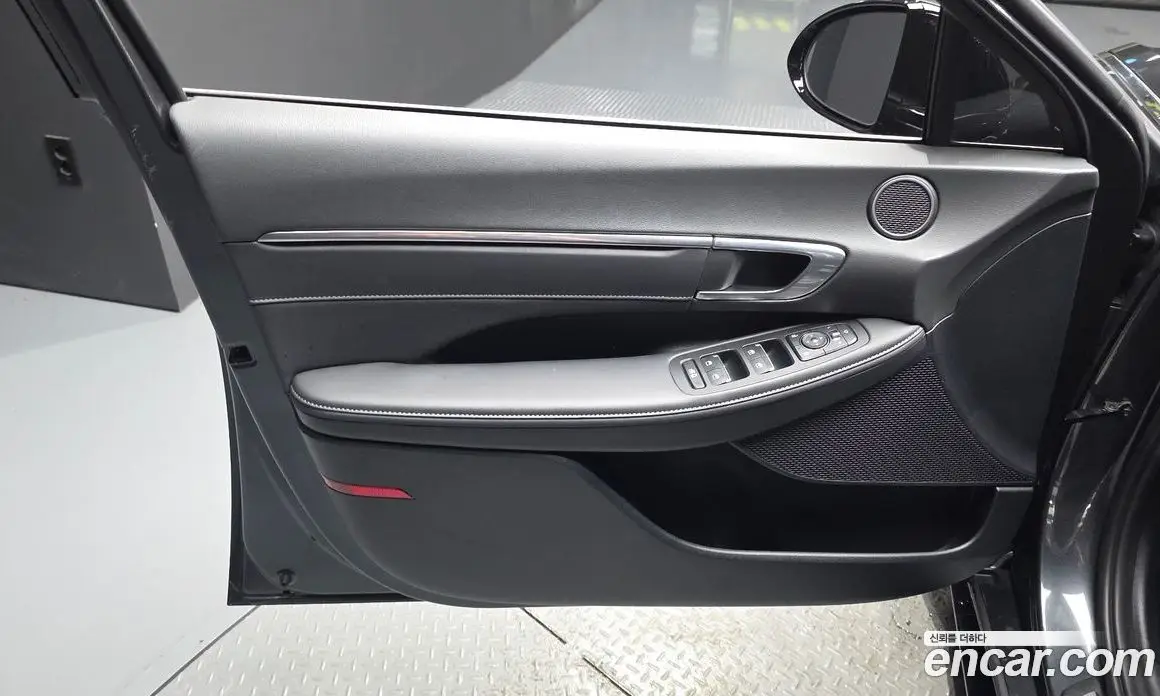 Hyundai Sonata 2021 2.0 автомат (гидро), фото 14