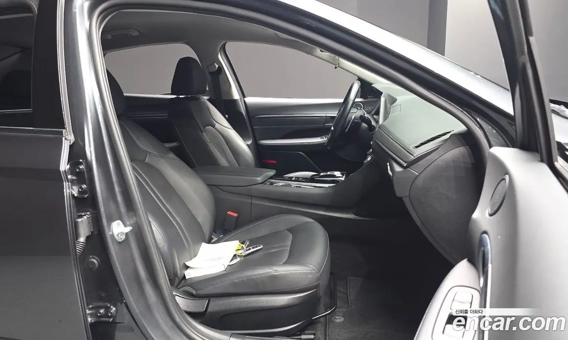 Hyundai Sonata 2021 2.0 автомат (гидро), фото 16