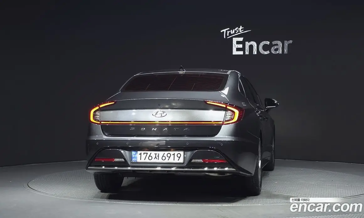 Hyundai Sonata 2021 2.0 автомат (гидро), фото 4