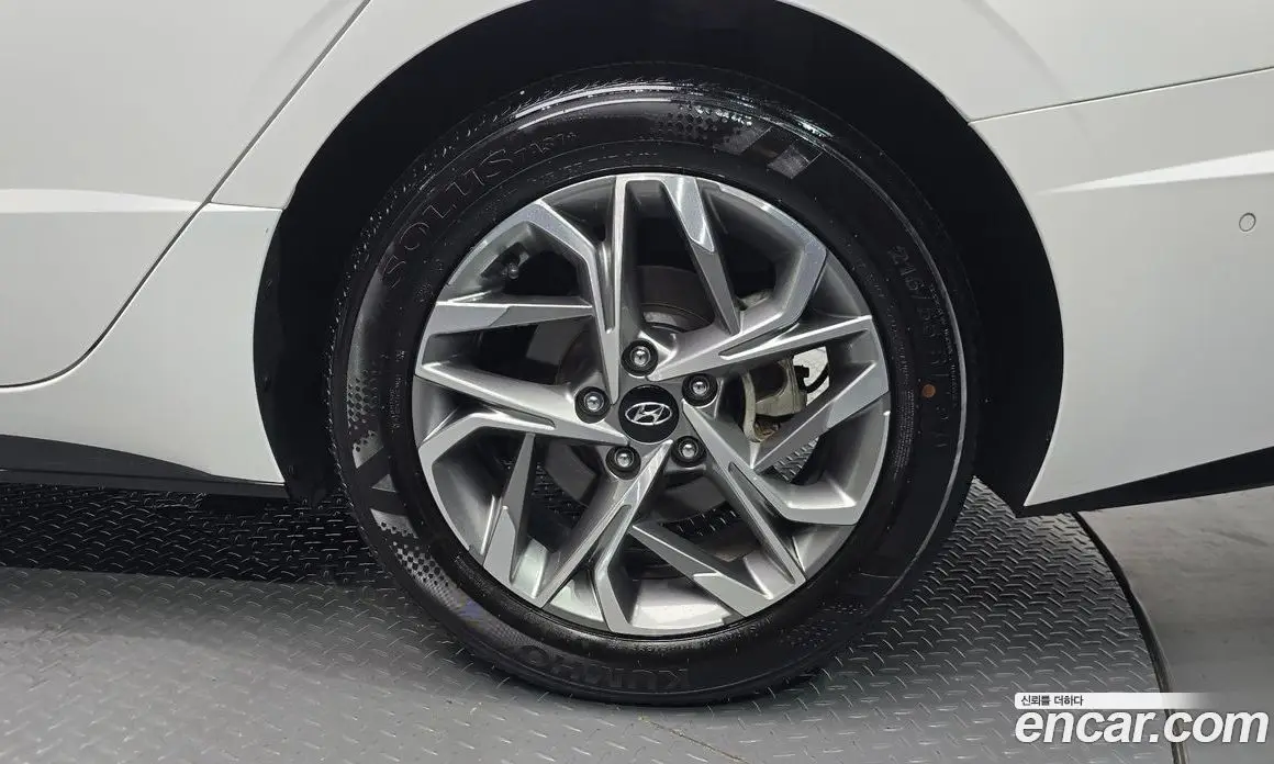 Hyundai Sonata 2022 2.0 автомат (гидро), фото 6