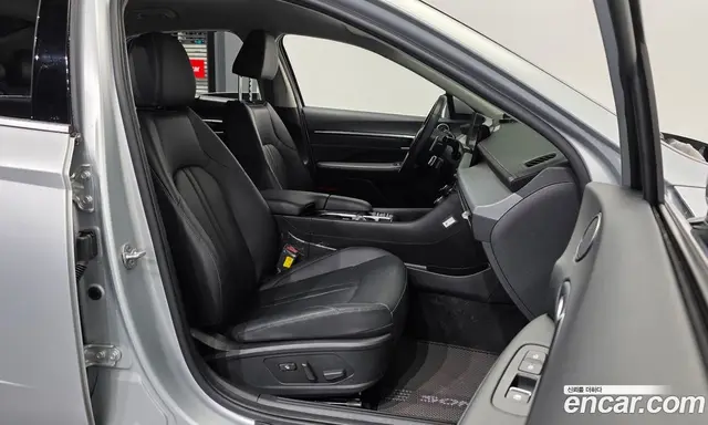 Hyundai Sonata 2025 2.0 автомат (гидро), миниатюра 11