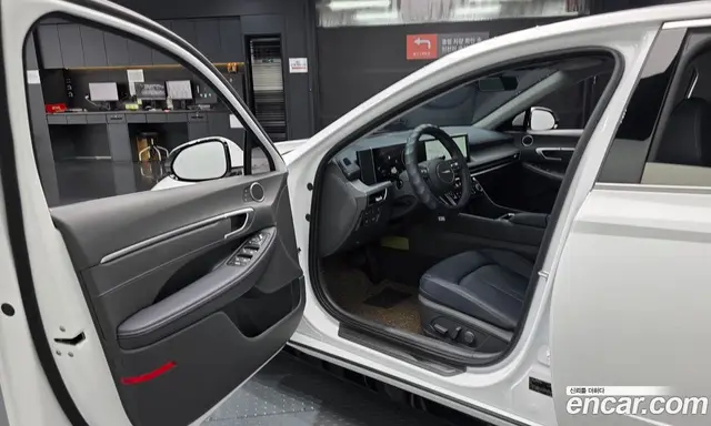 Hyundai Sonata 2026 1.6 автомат (гидро), миниатюра 12