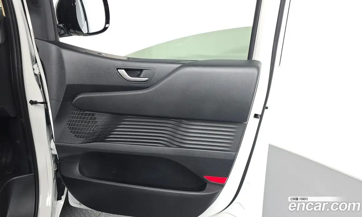 Hyundai Staria 2025 3.5 автомат (гидро), фото 14