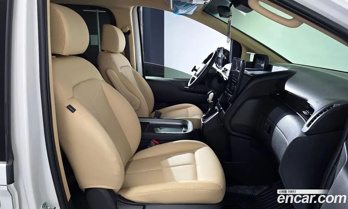Hyundai Staria 2025 3.5 автомат (гидро), фото 15