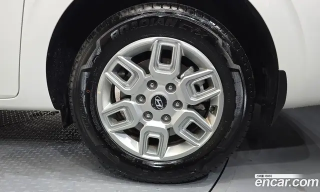 Hyundai Staria 2025 3.5 автомат (гидро), миниатюра 6