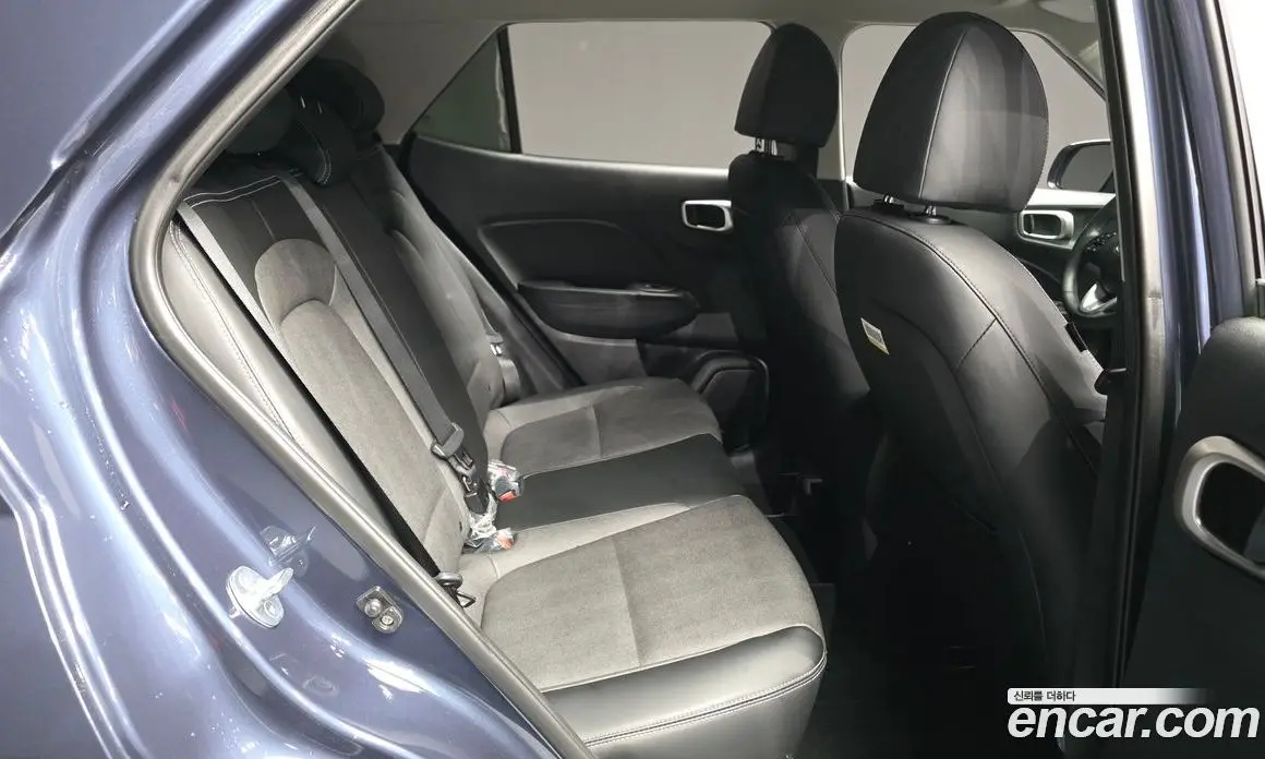 Hyundai Venue 2019 1.6 автомат (гидро), фото 12