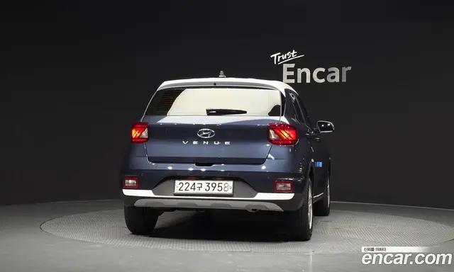Hyundai Venue 2019 1.6 автомат (гидро), миниатюра 4