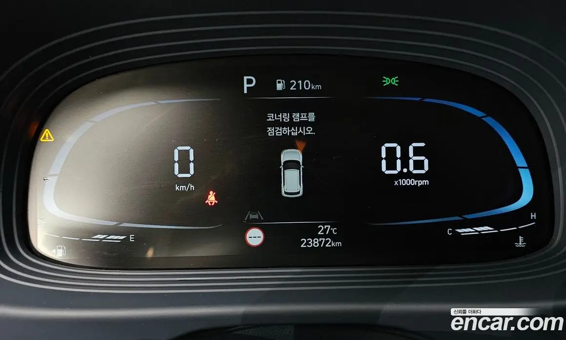 Hyundai Venue 2024 1.6 автомат (гидро), фото 11