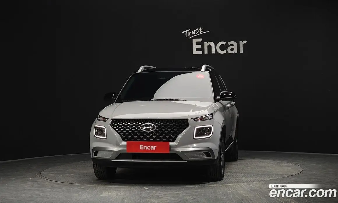 Hyundai Venue 2024 1.6 автомат (гидро), фото 3