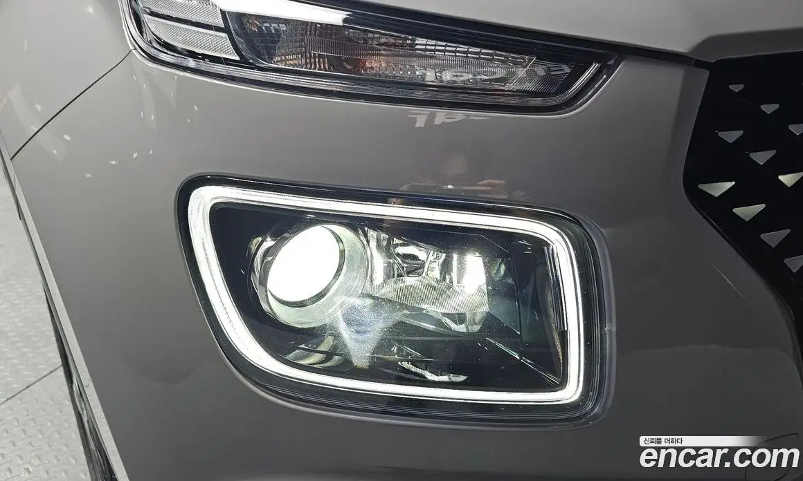 Hyundai Venue 2024 1.6 автомат (гидро), фото 8