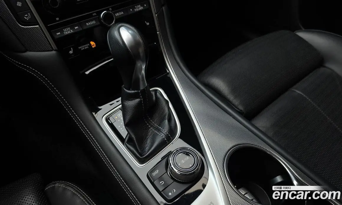 Infiniti Q50 2016 3.5 автомат (гидро), фото 9