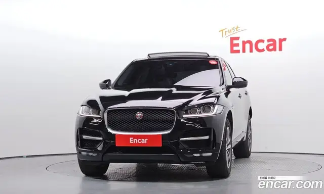Jaguar F-Pace 2018 2.0 автомат (гидро), миниатюра 3