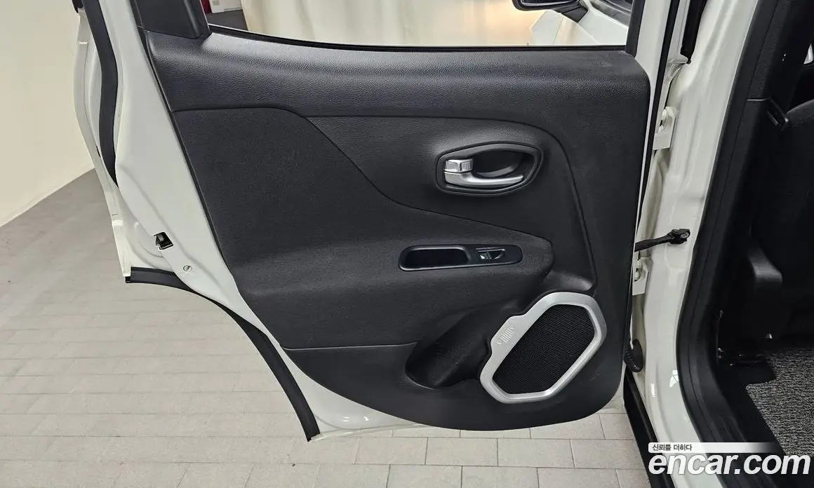 Jeep Renegade 2019 2.4 автомат (гидро), фото 15