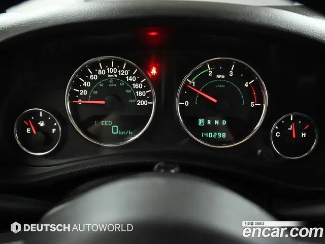 Jeep Wrangler 2014 2.8 автомат (гидро), миниатюра 8