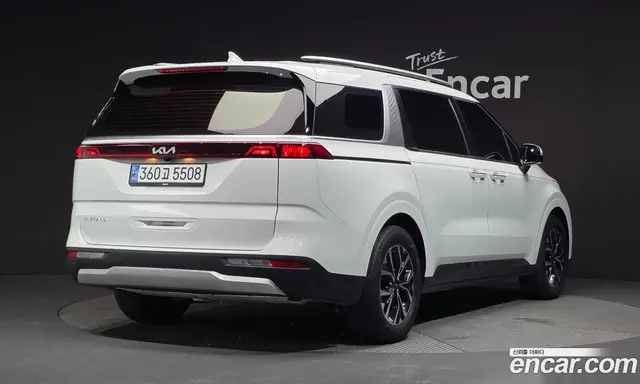 Kia Carnival 2023 2.2 автомат (гидро), миниатюра 2