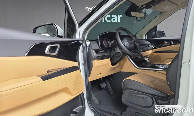 Kia Carnival 2023 2.2 автомат (гидро), миниатюра 10
