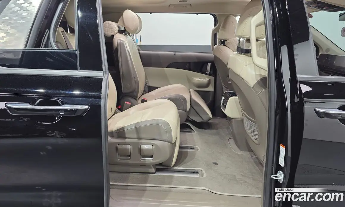 Kia Carnival 2024 3.5 автомат (гидро), фото 17
