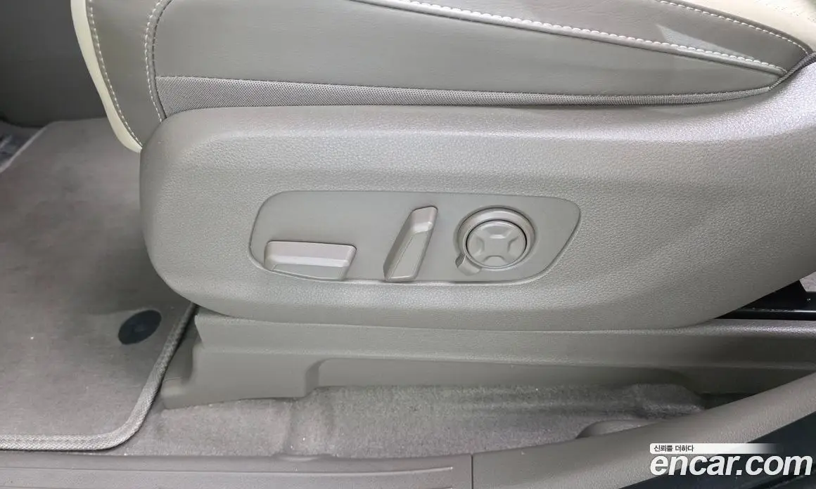 Kia Carnival 2024 3.5 автомат (гидро), фото 31