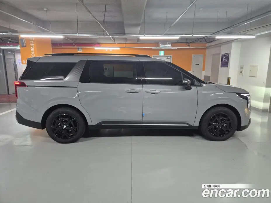 Kia Carnival 2026 1.6 автомат (гидро), фото 7