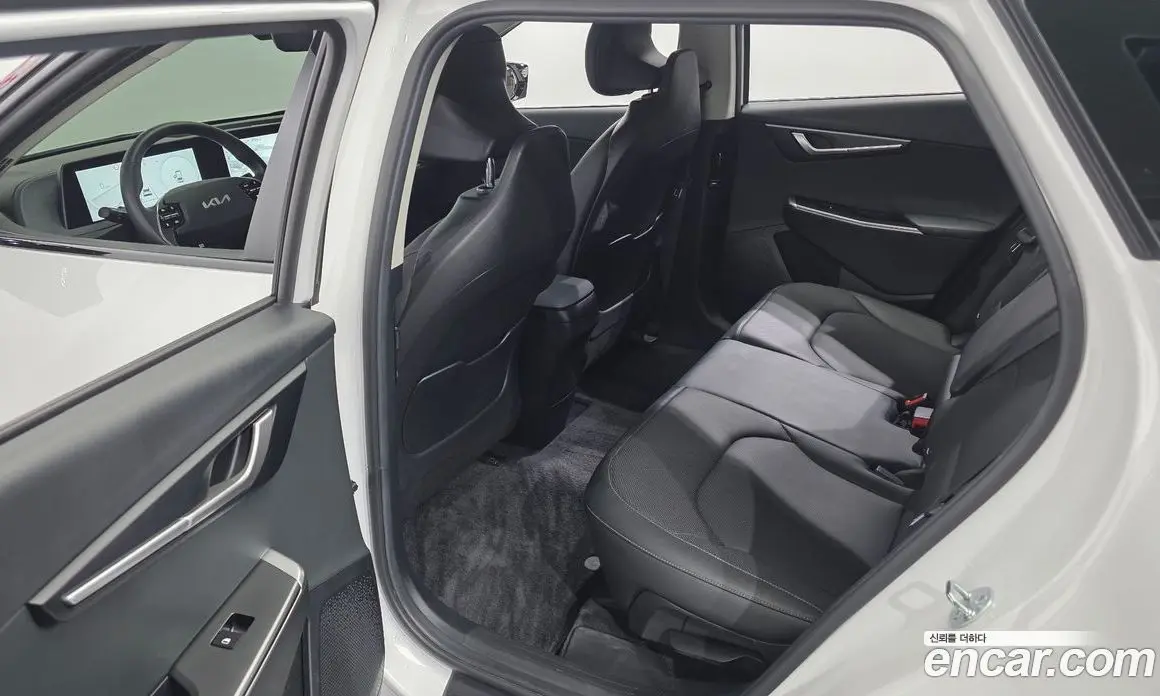 Kia EV6 2024 0.1 автомат (гидро), фото 16