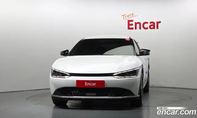 Kia EV6 2024 0.1 автомат (гидро), миниатюра 3