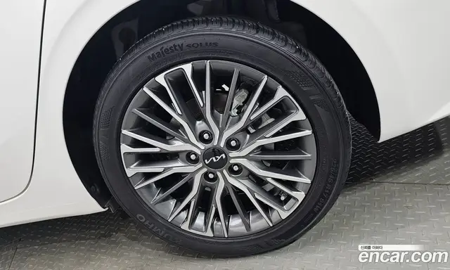 Kia K3 2023 1.6 автомат (гидро), миниатюра 6
