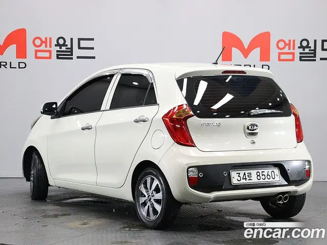 Kia Morning 2012 1.0 автомат (гидро), миниатюра 3