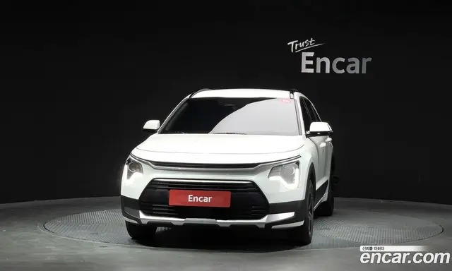 Kia Niro 2026 1.6 автомат (гидро), миниатюра 3