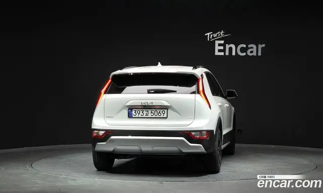 Kia Niro 2026 1.6 автомат (гидро), миниатюра 4