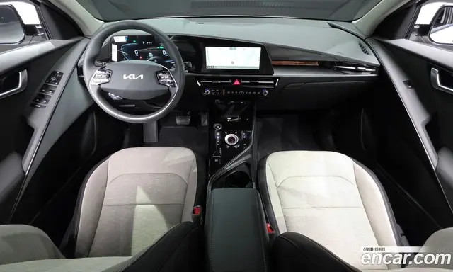 Kia Niro 2026 1.6 автомат (гидро), миниатюра 7