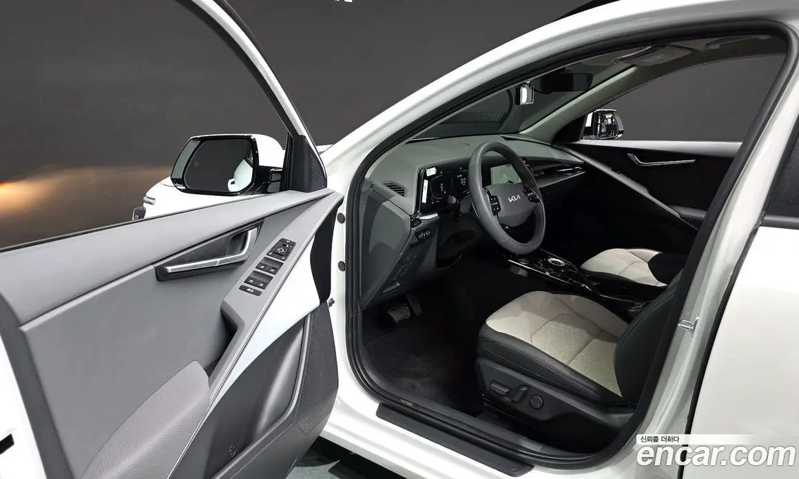 Kia Niro 2026 1.6 автомат (гидро), фото 10
