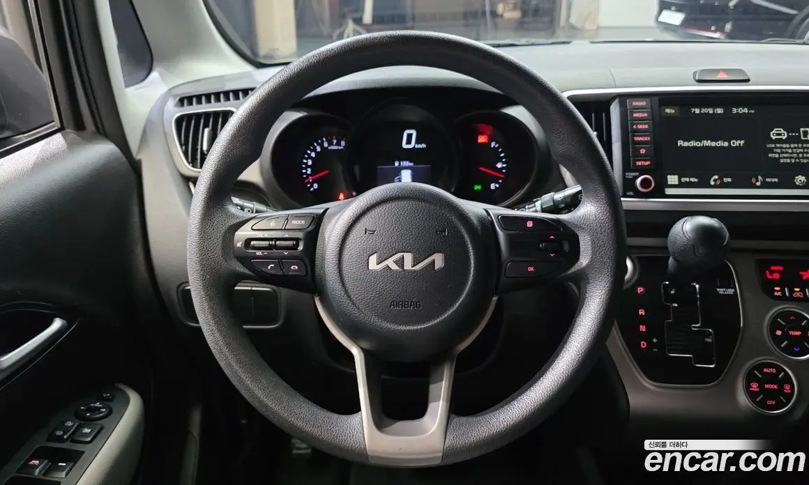 Kia Ray 2022 1.0 автомат (гидро), фото 18