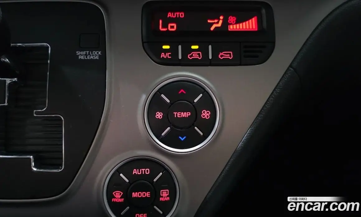 Kia Ray 2022 1.0 автомат (гидро), фото 25