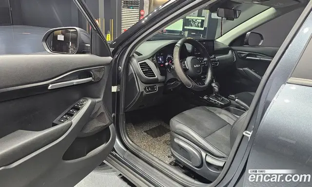 Kia Seltos 2022 1.6 автомат (гидро), миниатюра 10