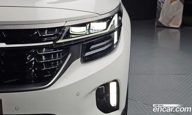 Kia Seltos 2024 1.6 автомат (гидро), миниатюра 8