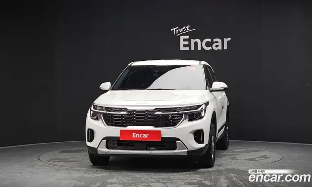 Kia Seltos 2026 2.0 автомат (гидро), миниатюра 3