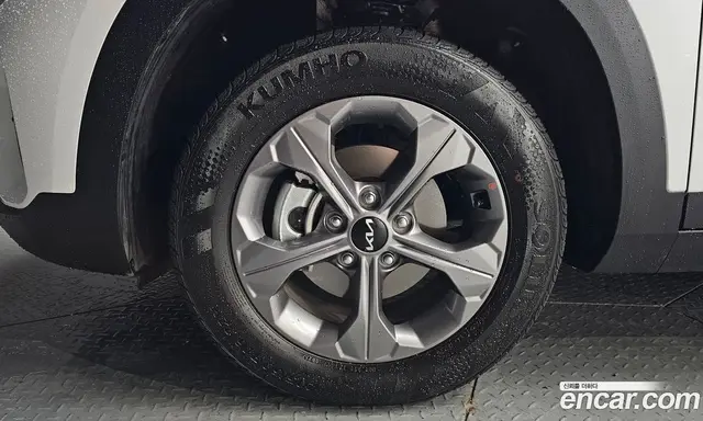 Kia Seltos 2026 2.0 автомат (гидро), миниатюра 5
