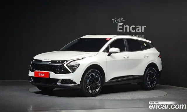 Kia Sportage 2023 1.6 автомат (гидро), миниатюра 1