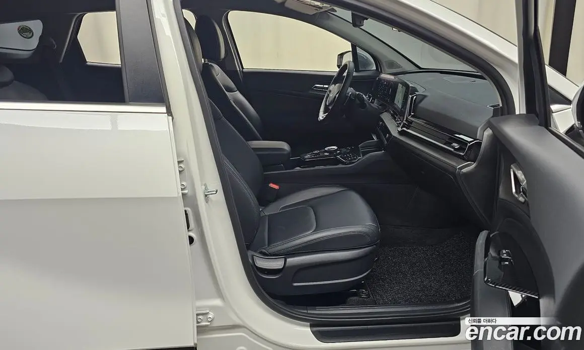 Kia Sportage 2023 1.6 автомат (гидро), фото 16