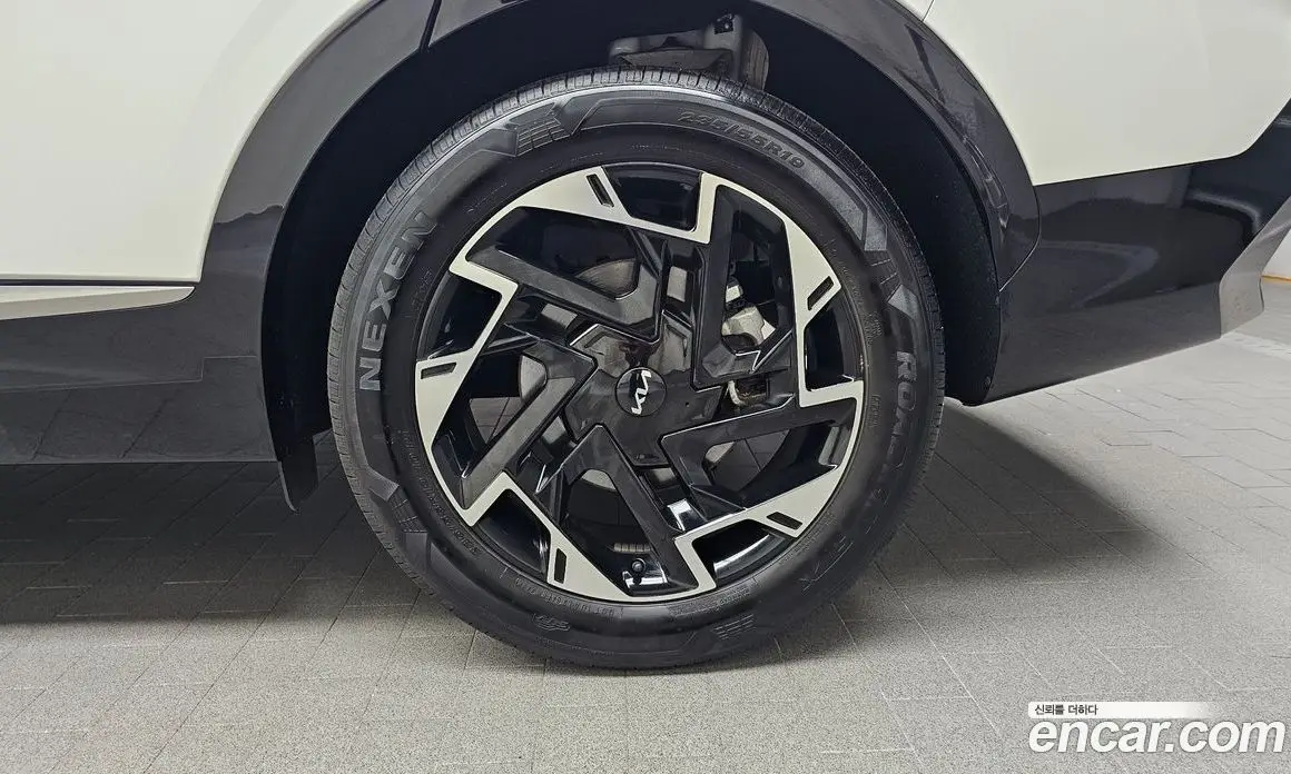 Kia Sportage 2023 1.6 автомат (гидро), фото 7