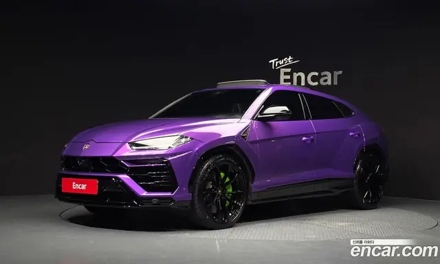 Lamborghini Urus, 2022, 9 618 км