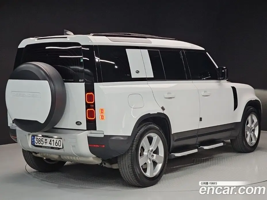Land Rover Defender 2023 3.0 автомат (гидро), фото 3 Land Rover Defender 2023 3.0 автомат (гидро), фото 3