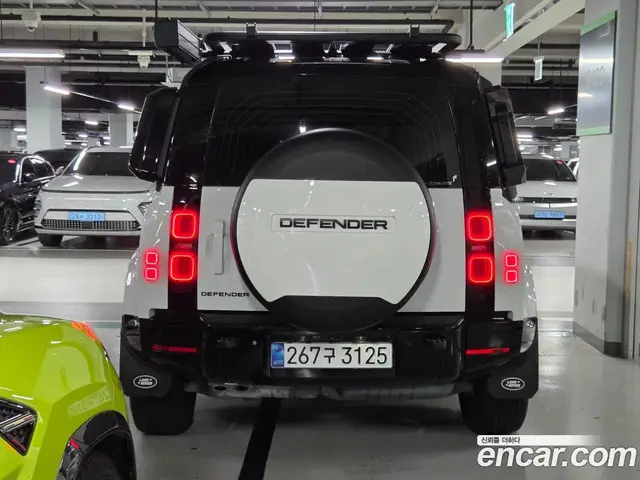 Land Rover Defender 2025 3.0 автомат (гидро), миниатюра 4