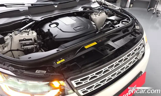 Land Rover Discovery 2017 3.0 автомат (гидро), миниатюра 6