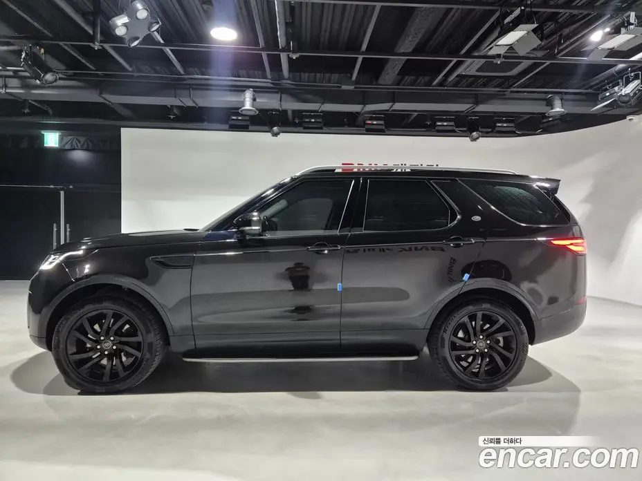 Land Rover Discovery 2017 3.0 автомат (гидро), фото 3