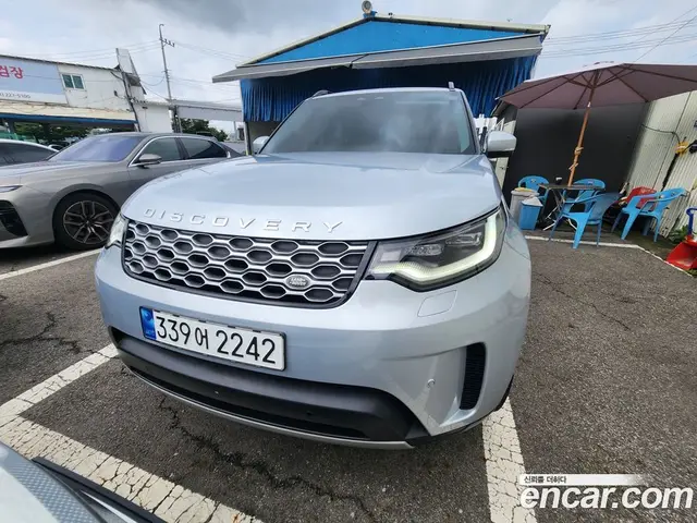 Land Rover Discovery 2023 2.0 автомат (гидро), миниатюра 1
